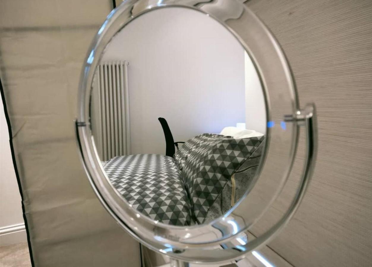 Fully-Equipped Flat In The City Of London Exterior foto