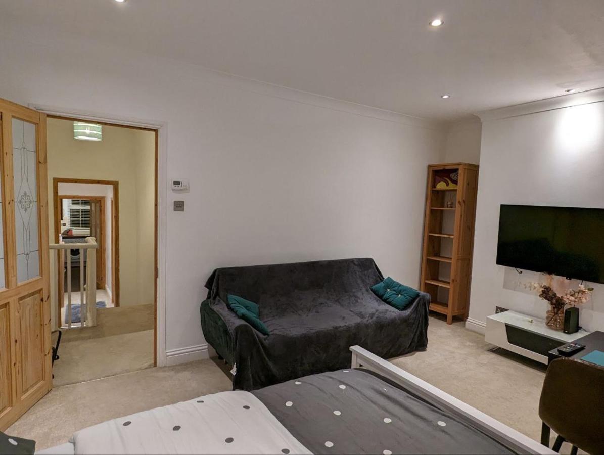 Fully-Equipped Flat In The City Of London Exterior foto